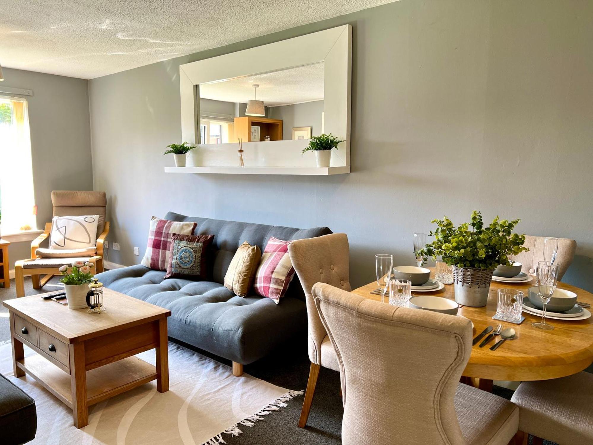 Apartamento Spacious 2 Bed-flat In - Free Parking *